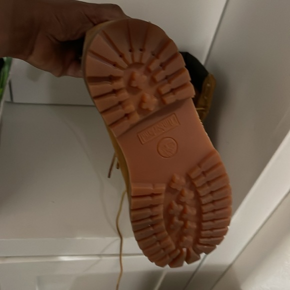 Womens 6M Timberland Boots - Picture 3 of 6
